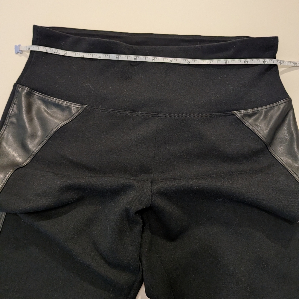 Assets by Spanx Black Moto Leggings Faux Leather Panel Ribbed Knee Size Large - Picture 4 of 9